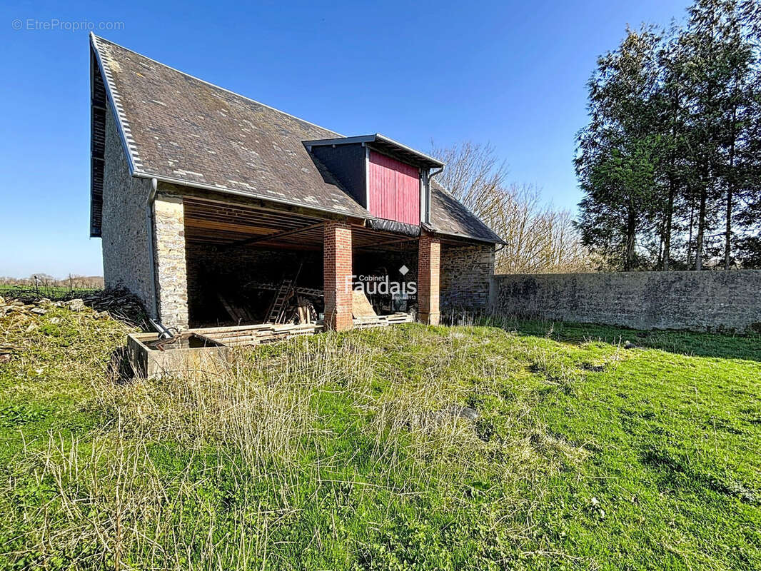 Maison 426 m² à Villers-Bocage  - photo 9