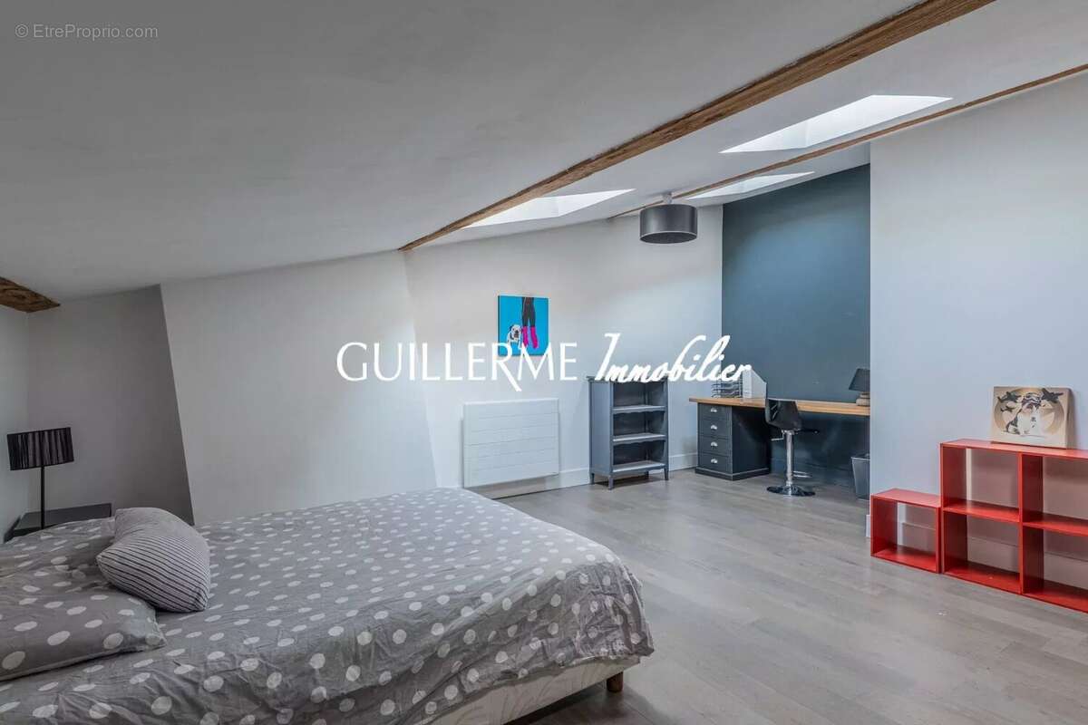 Appartement à LYON-1E