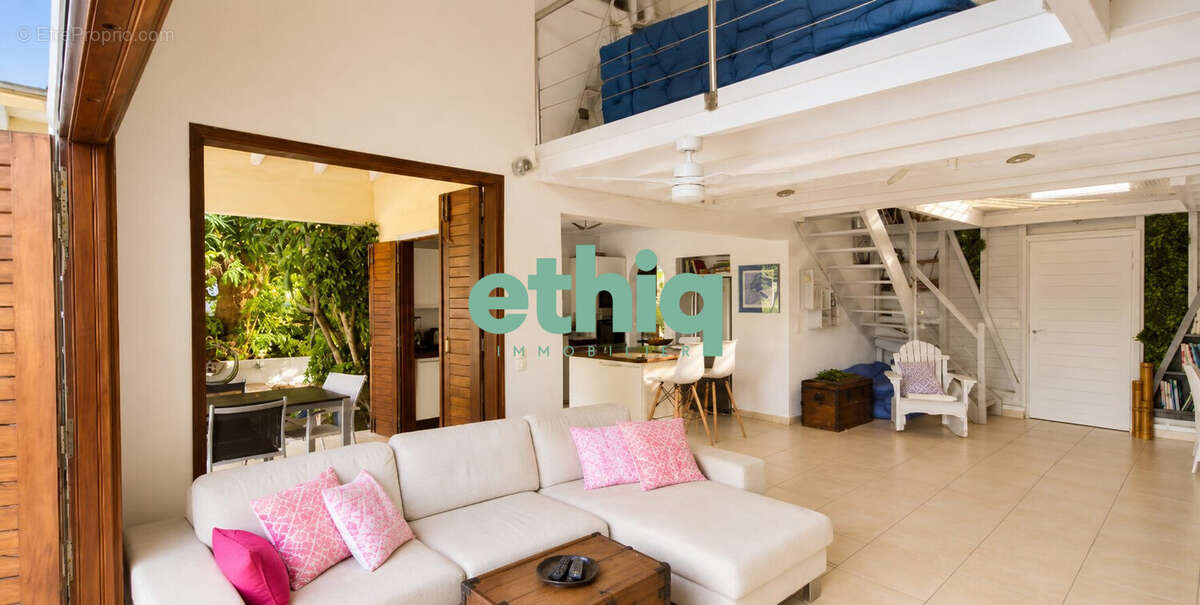 Maison 159 m² à Le Gosier  - photo 6