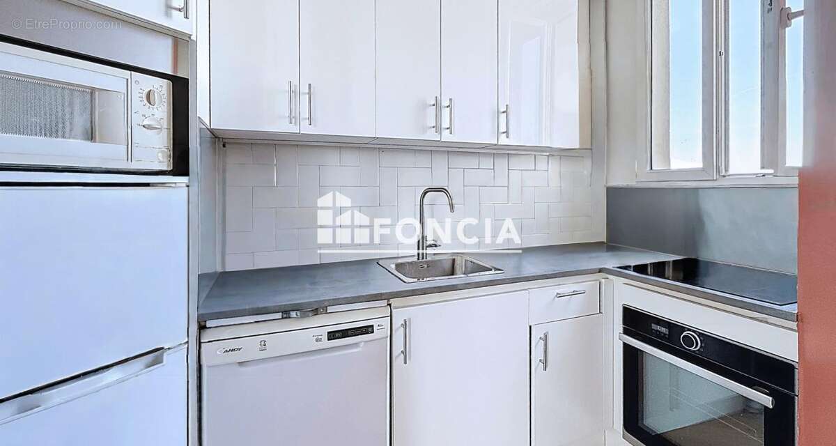 Romainville – appartement familial 5 pièces – double séjour – 3 chambres - charme de l'ancien – métro ligne 11 à 3 minutes – exc - photo 5
