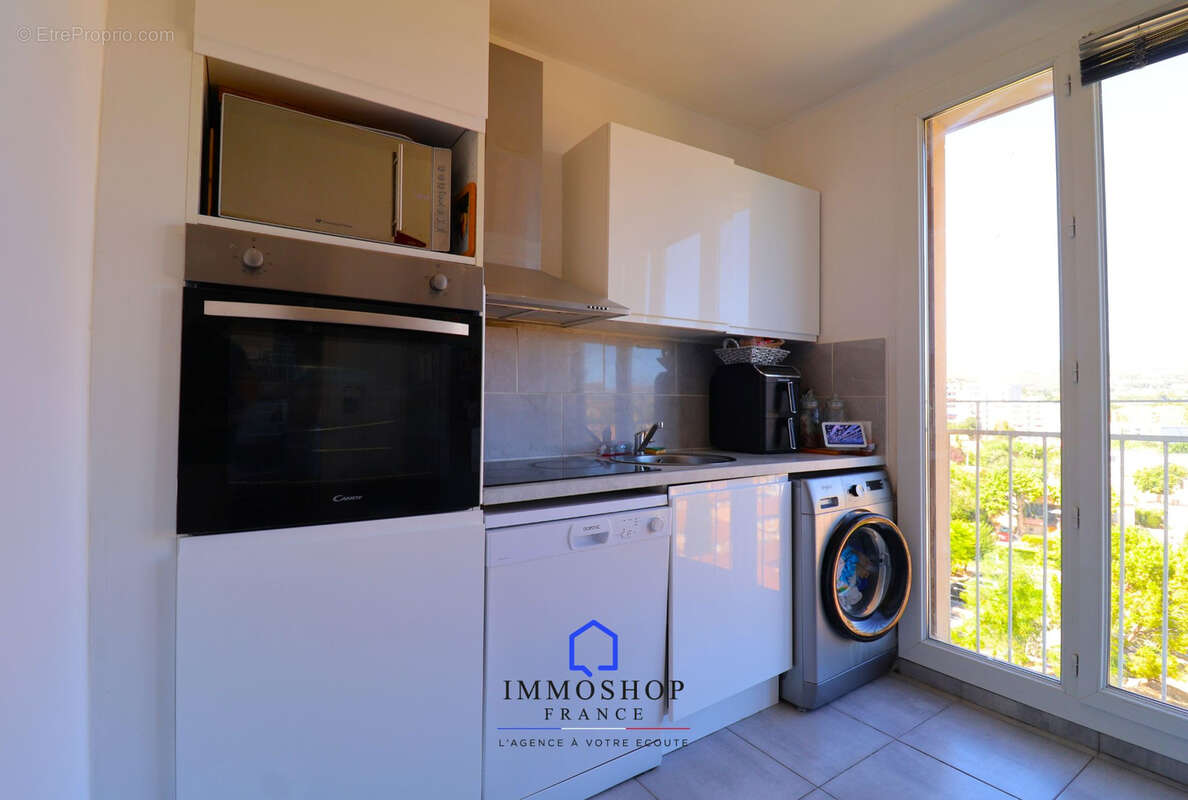 Appartement à MARSEILLE-13E