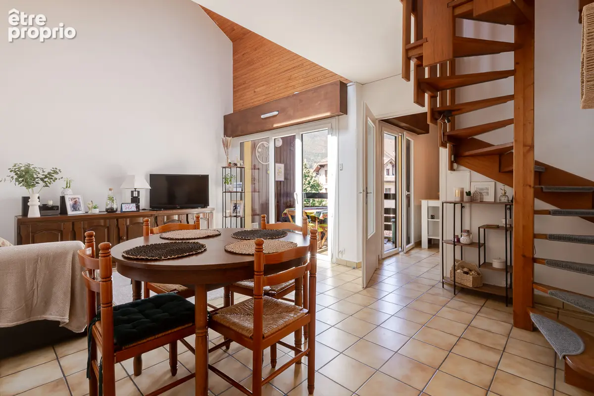 SAINT JORIOZ - T5 duplex à vendre en exclusivité - photo 2
