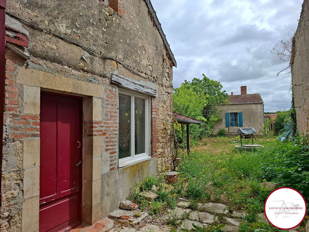 Maison à BRUERE-ALLICHAMPS