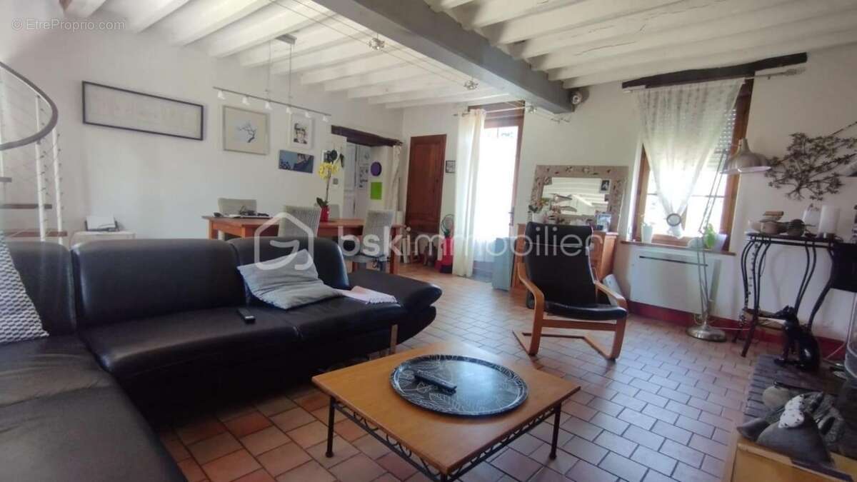 Maison à CHATEAUNEUF-SUR-LOIRE