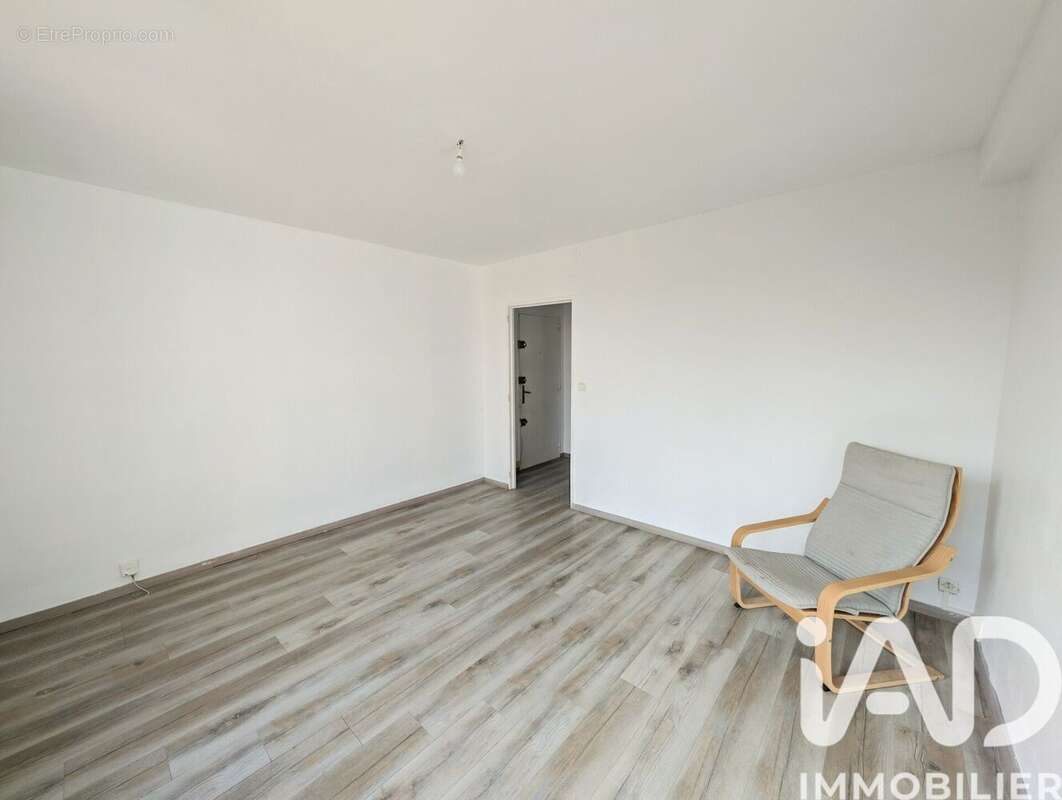 Appartement 61 m² à Avignon  - photo 4