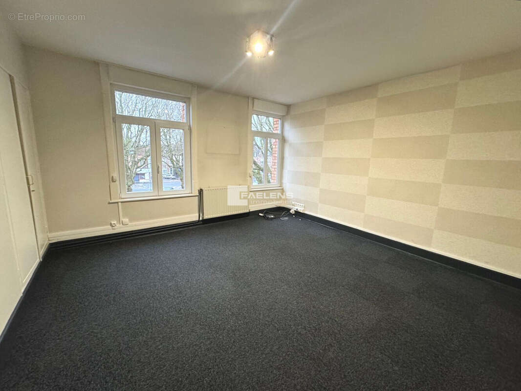 Commerce à FACHES-THUMESNIL