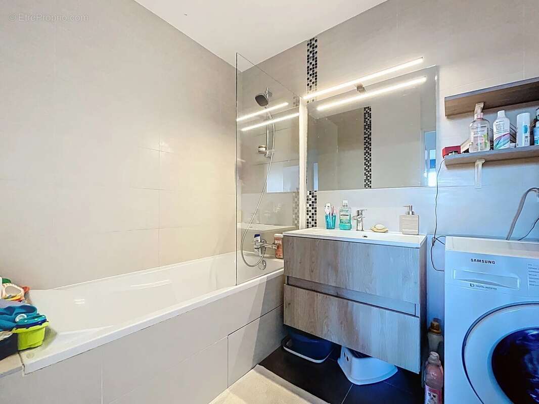 Appartement à ELANCOURT