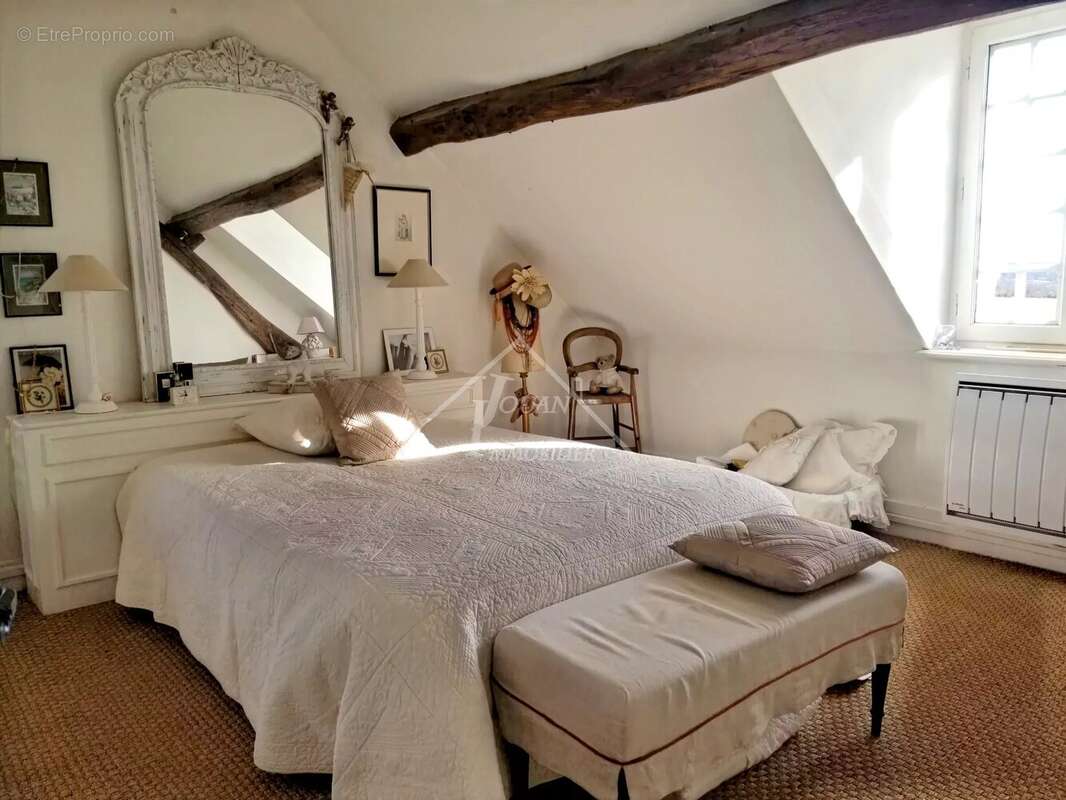 Maison à HERISSON