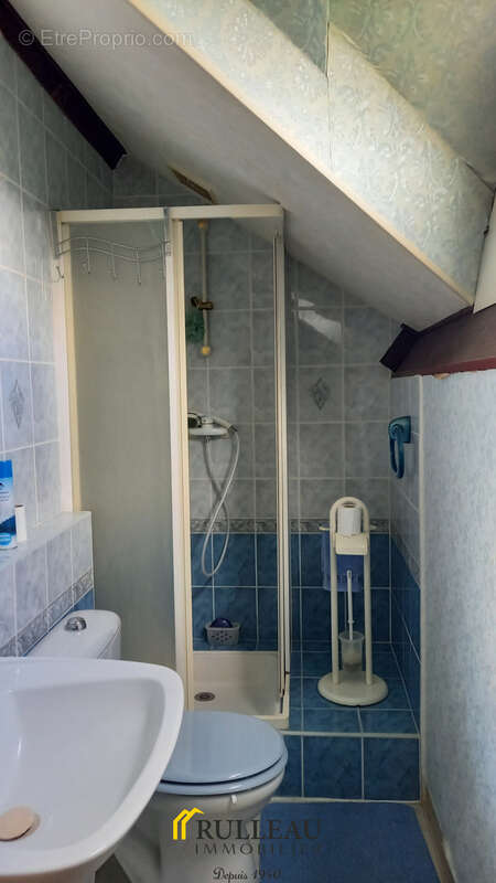 Maison à SAINT-MARTIN-LACAUSSADE