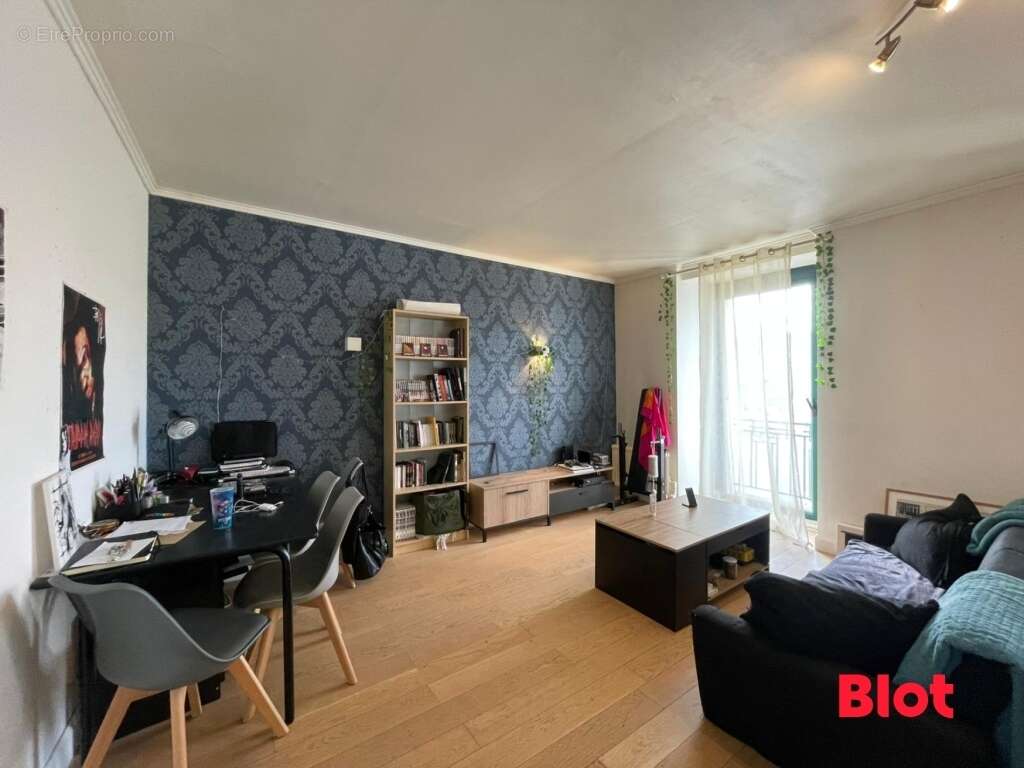 Appartement à BAIN-DE-BRETAGNE
