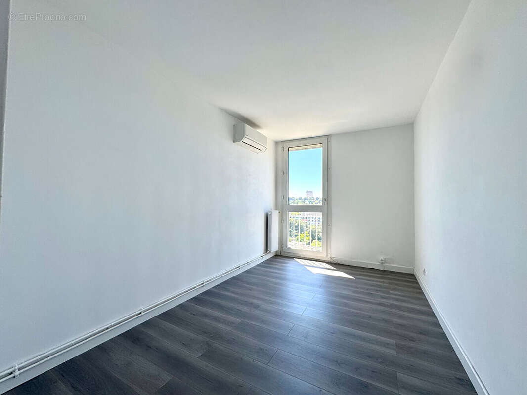 Appartement à MARSEILLE-13E
