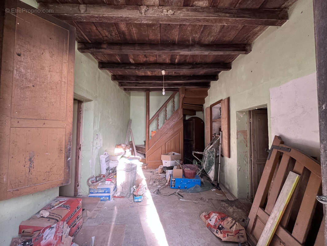 Maison à SAINT-SIGISMOND-DE-CLERMONT