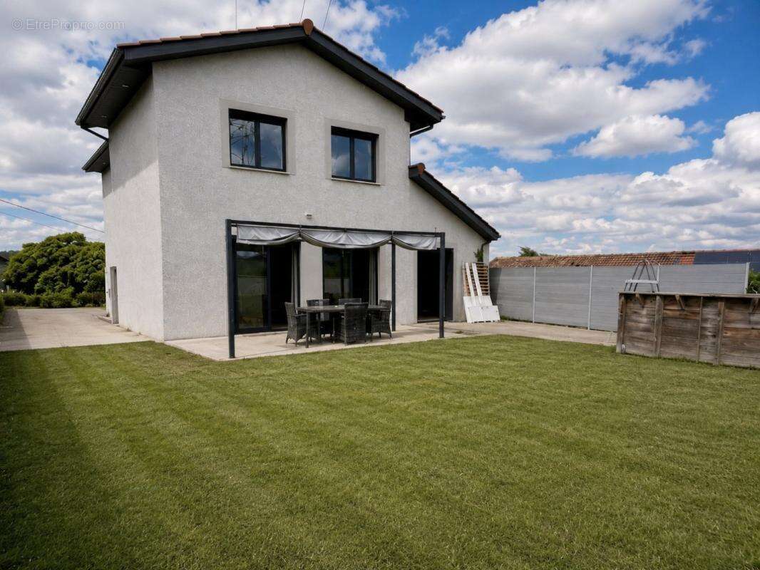 Maison 142 m² à Loire-Sur-Rhone  - photo 6
