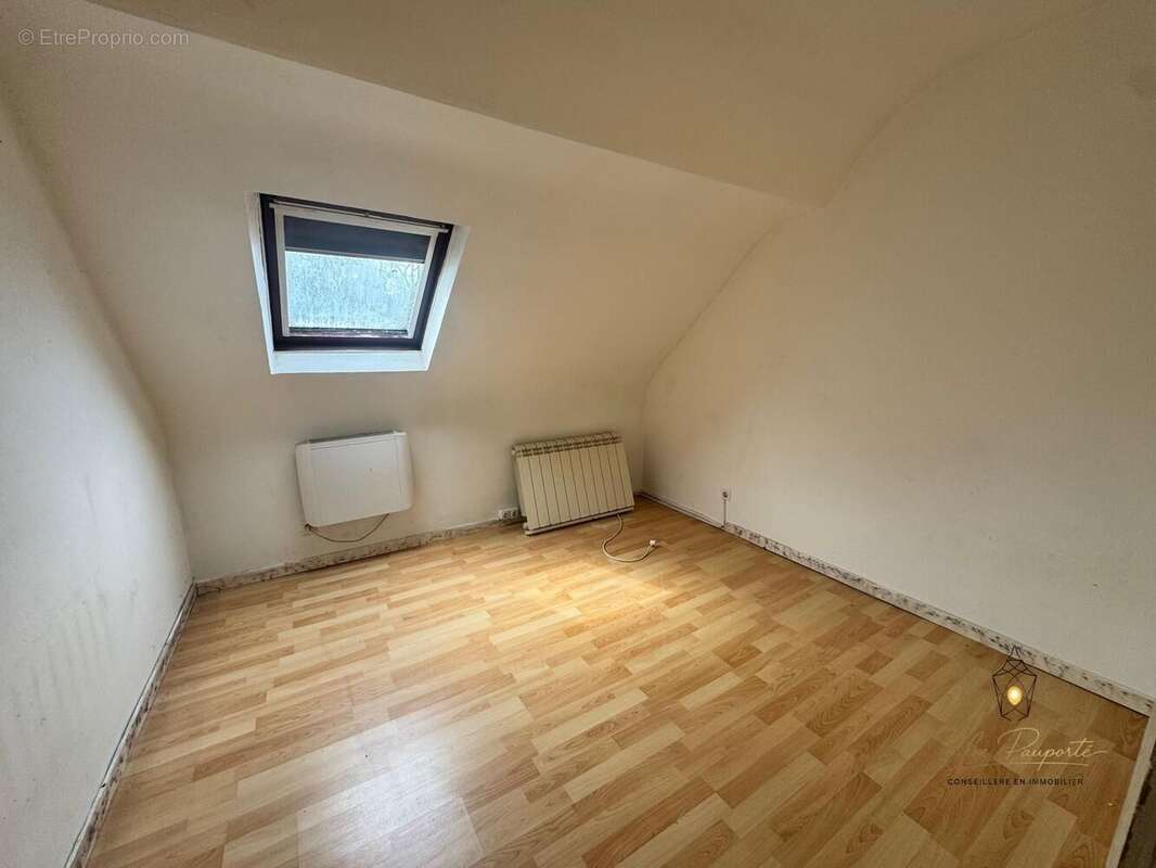 Maison 90 m² à Gy-Les-Nonains  - photo 8