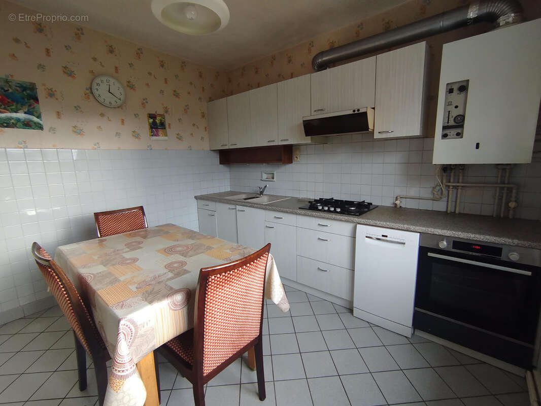 Appartement à LE PONT-DE-CLAIX