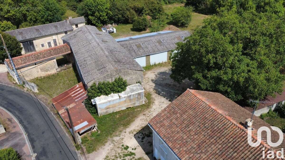 Photo 6 - Terrain à VOUILLE