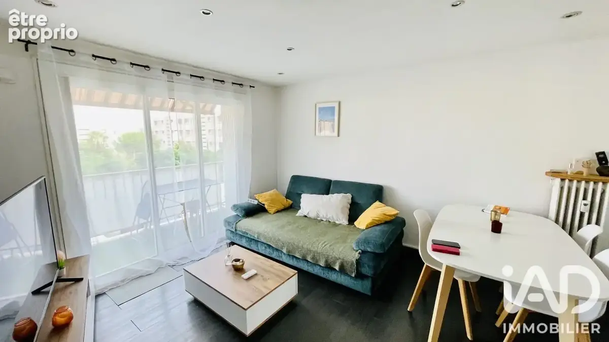 Photo 1 - Appartement à HYERES