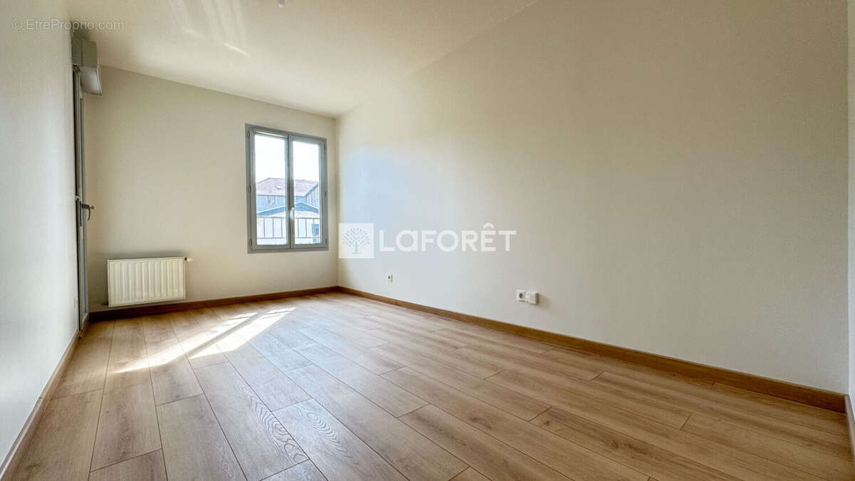 Appartement à L&#039;ARBRESLE