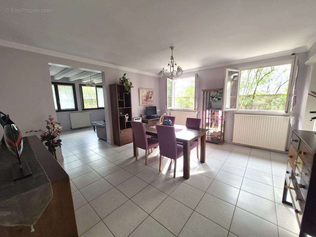 Maison à JUVISY-SUR-ORGE