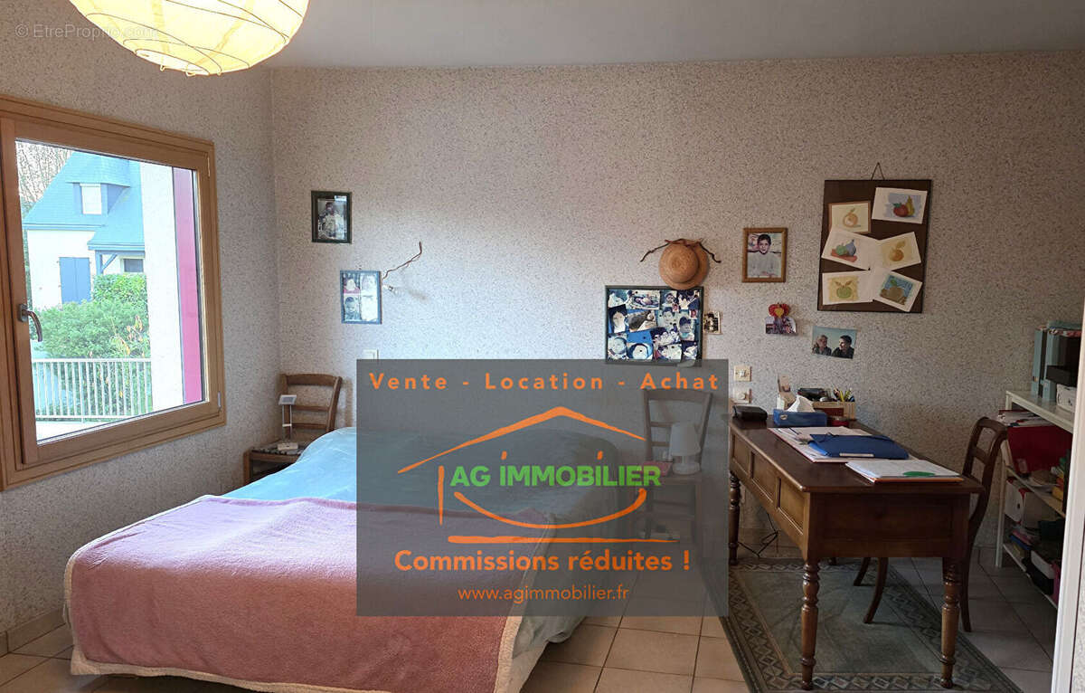 Maison à MONTGERMONT