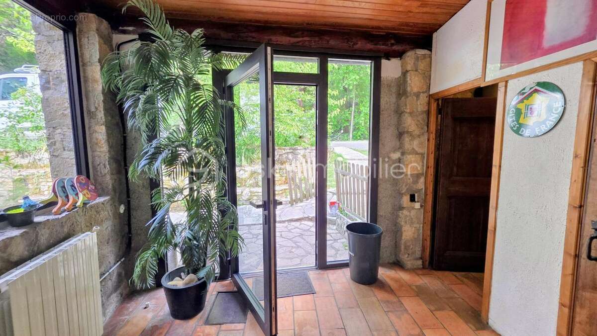 Rare les cevennes vente gites de charme sur les rives de la vis gornies 331m2 sur 1100m2 terrain - photo 2