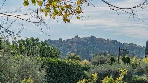 Maison à MOUGINS