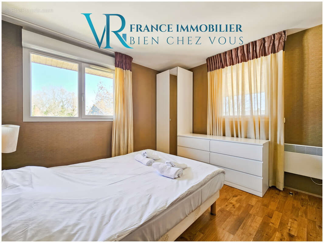 Duplex t5 meublé 108m2 avec terrasse & parking - photo 14