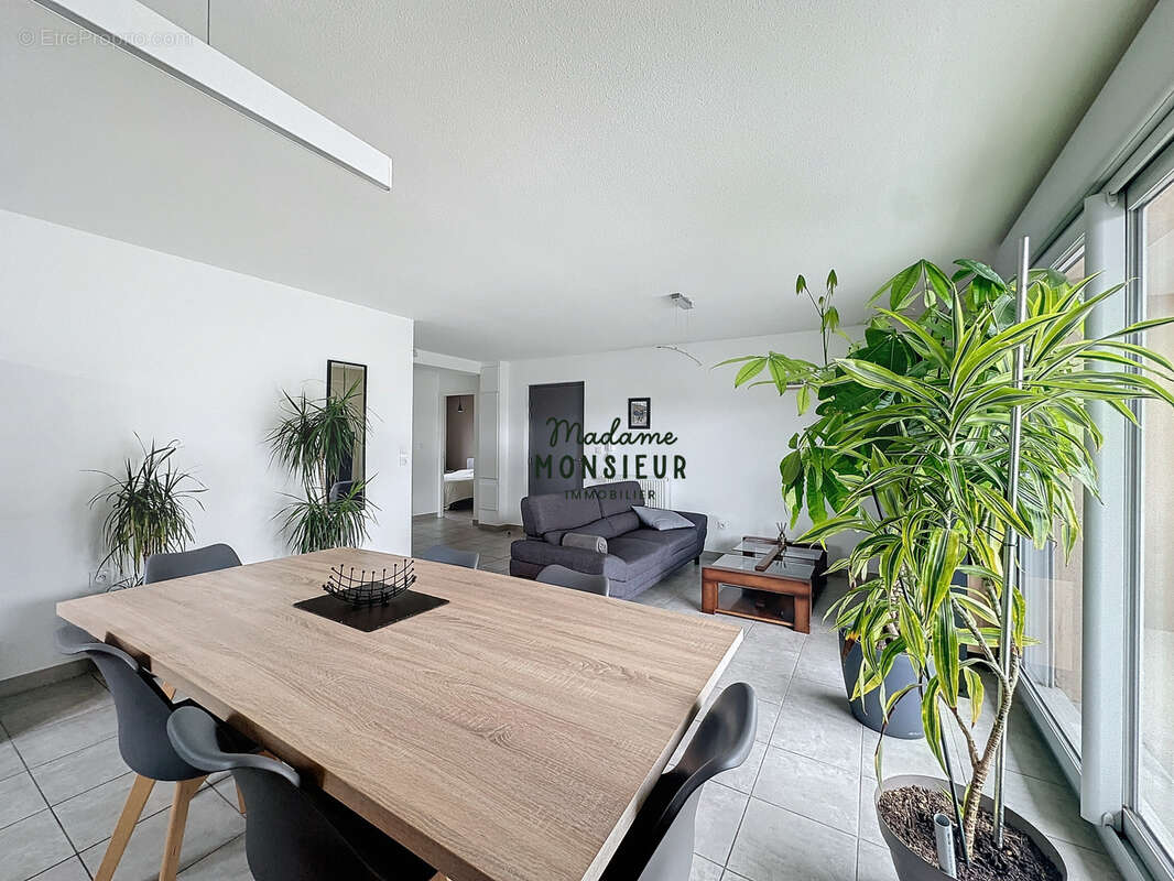 Appartement à BOURGOIN-JALLIEU