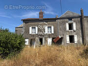 Maison à LA CHAPELLE-SAINT-LAURENT