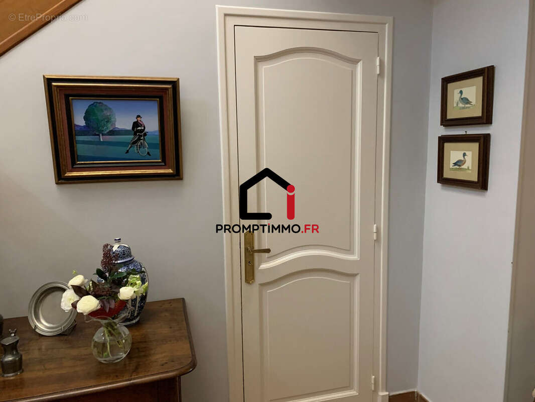 Maison à SAINTE-COLOMBE-SUR-GAND