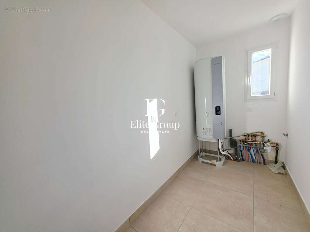 Maison à SAINT-GERMAIN-DE-BELVES