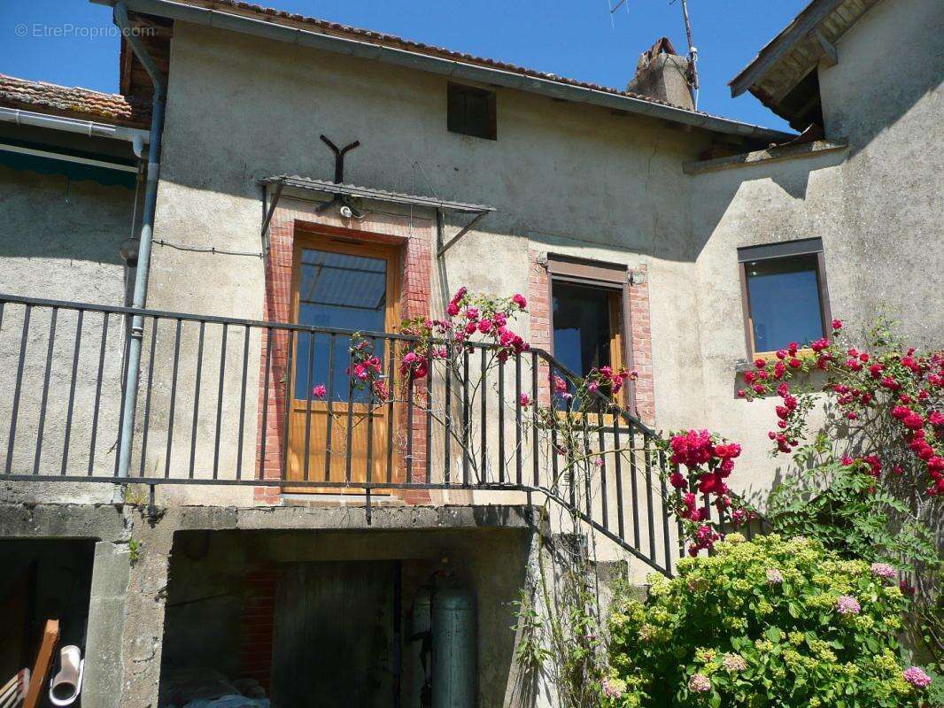 Maison à VILLEFRANCHE-DE-ROUERGUE