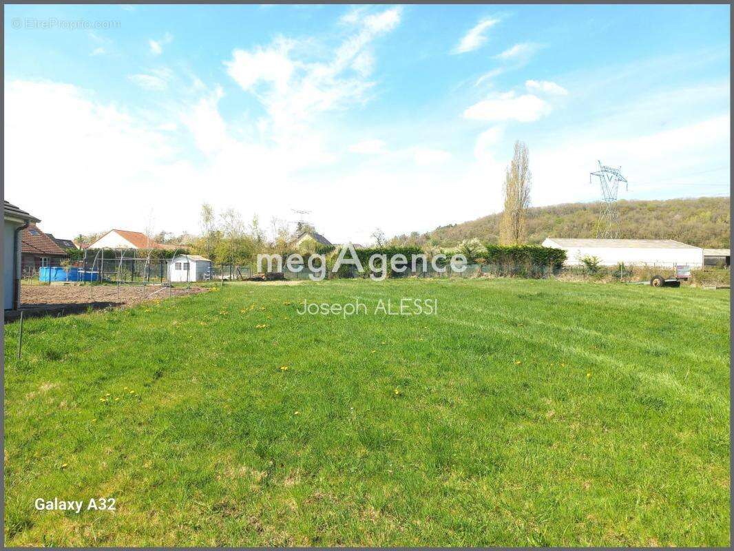 Terrain à CONDE-NORTHEN