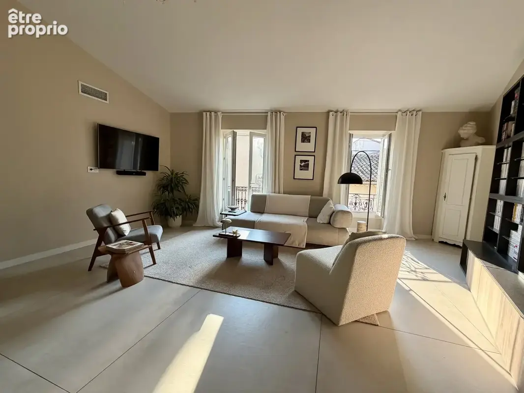 Maison 5 pièces 188 m² à vendre à Nimes (30000) - photo 3