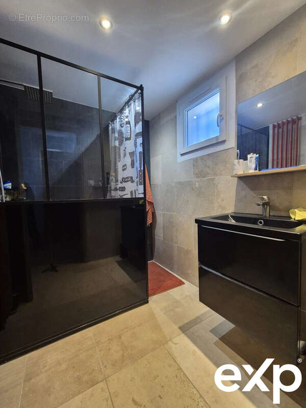 Maison à ROQUEVAIRE