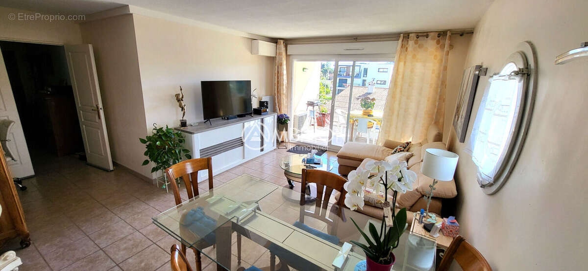 Appartement à FREJUS