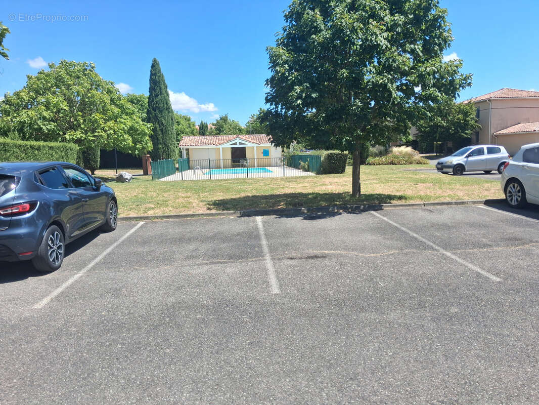 Maison T3 duplex rénové avec jardin + double place de parking - photo 11