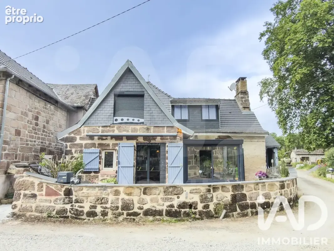 Photo 1 - Maison à SAINT-VIANCE