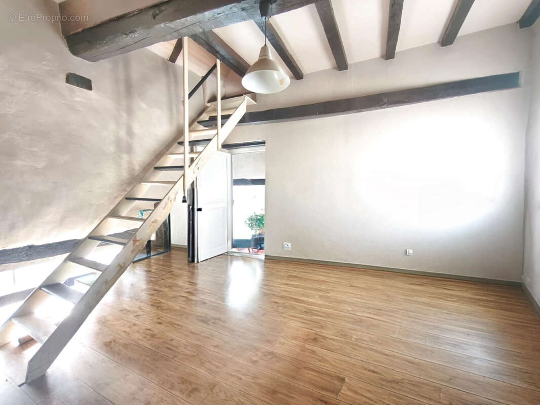 Maison à LEUVILLE-SUR-ORGE