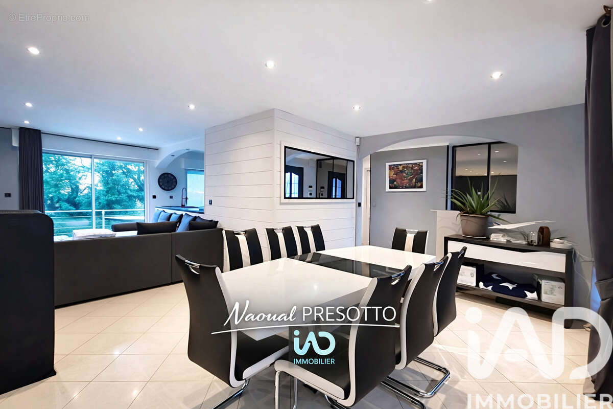 Photo 5 - Maison à CLAYE-SOUILLY