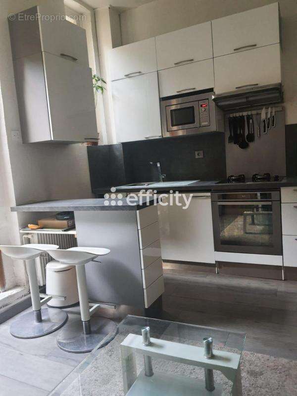 Appartement à PARIS-12E
