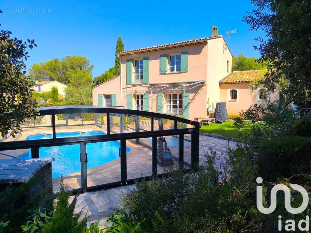 Photo 2 - Maison à LA MOTTE