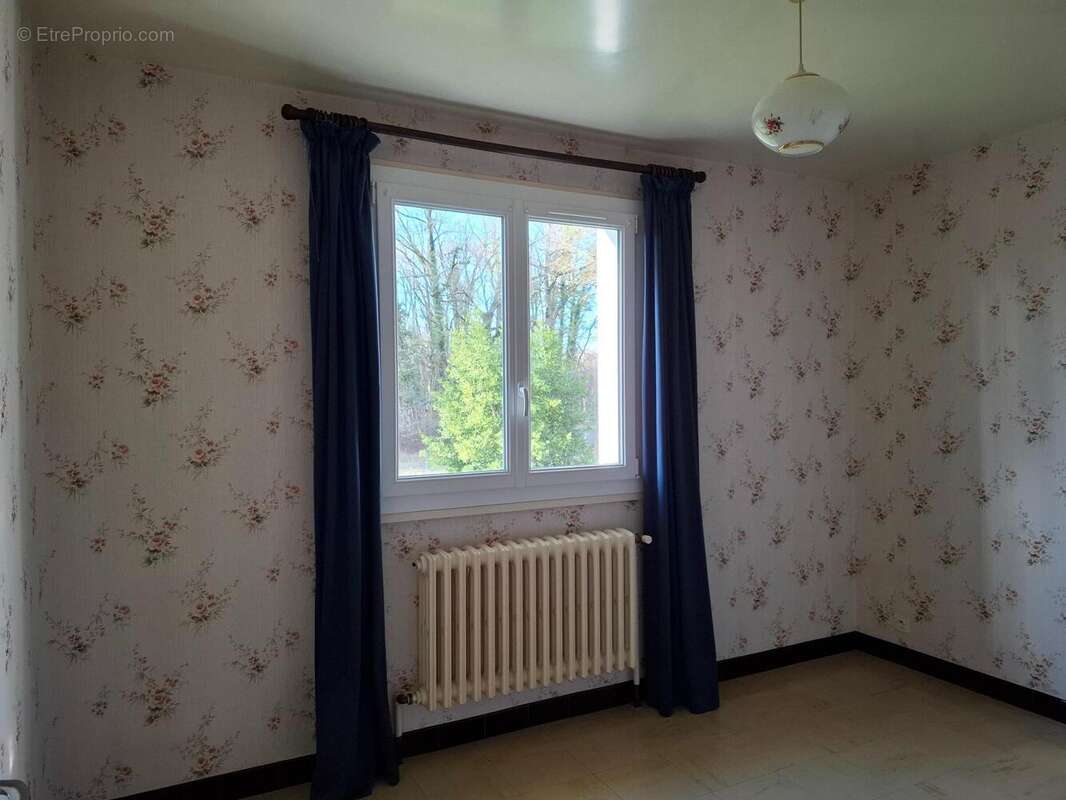 Maison 110 m² à Chambon-Sur-Cisse  - photo 8
