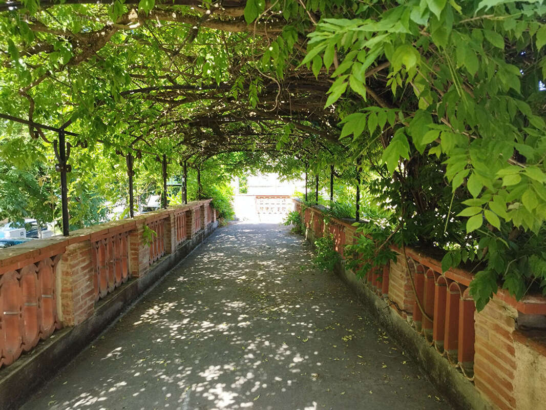 Hôtel particulier au centre de Moissac 82 - photo 9