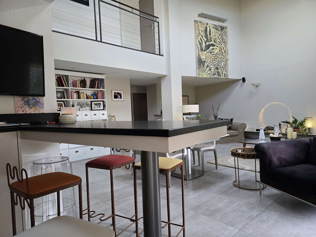 Appartement à MORIERES-LES-AVIGNON