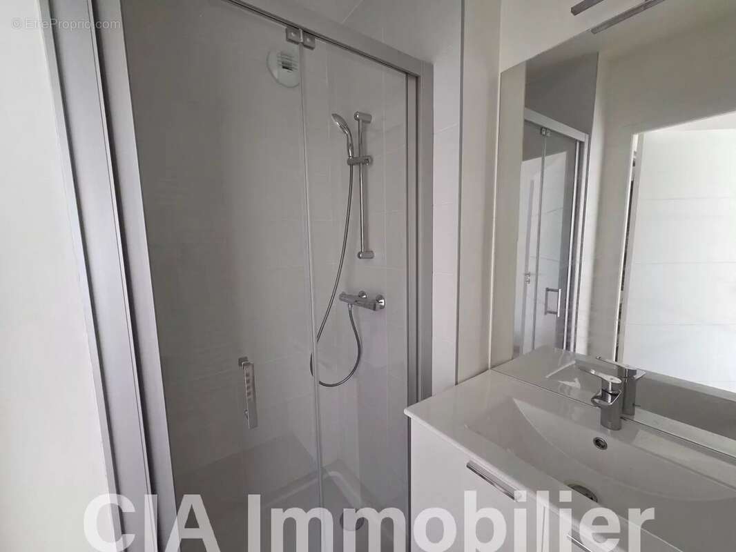 Appartement à REIGNIER