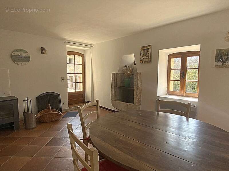 Maison à BANON