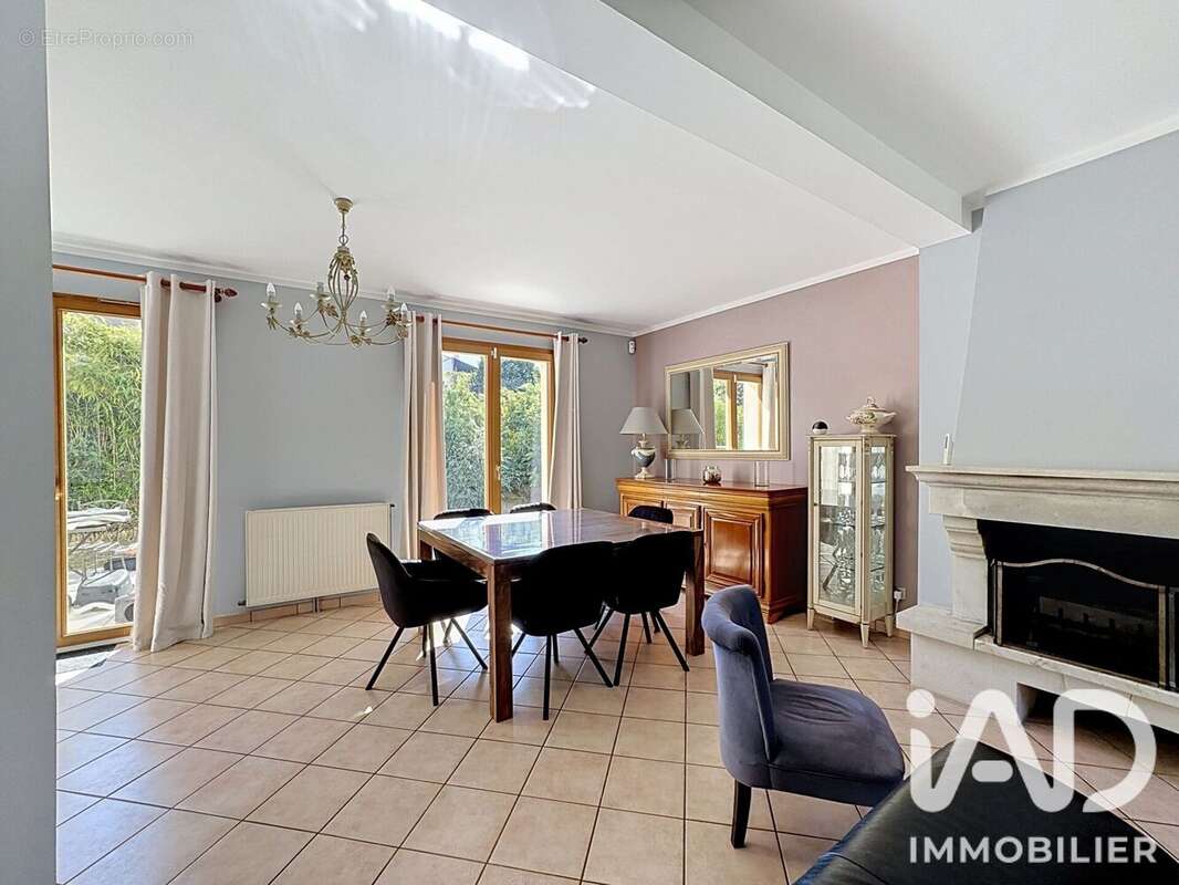 Maison 138 m² à Eragny  - photo 5