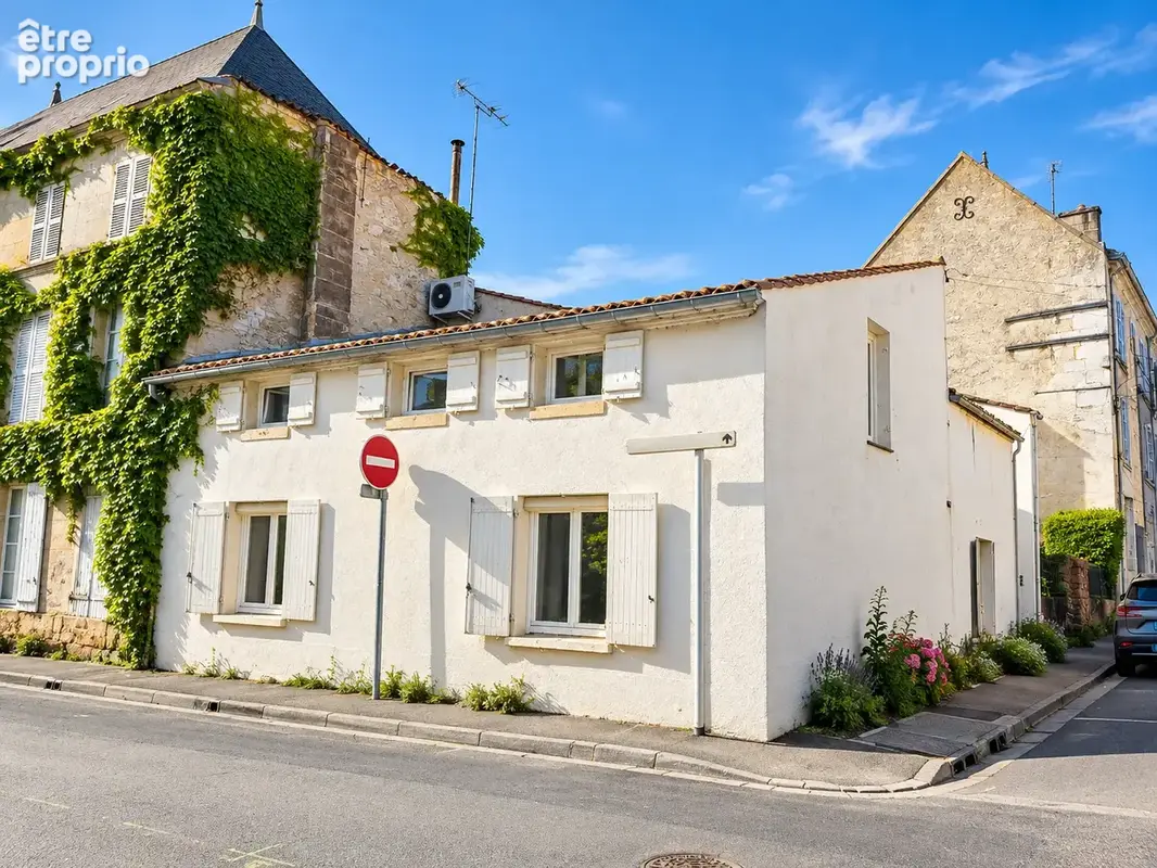 Immeuble mixte avec  potentiel locatif en cœur de ville - photo 1