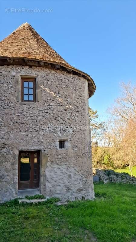 Maison à CHAVROCHES
